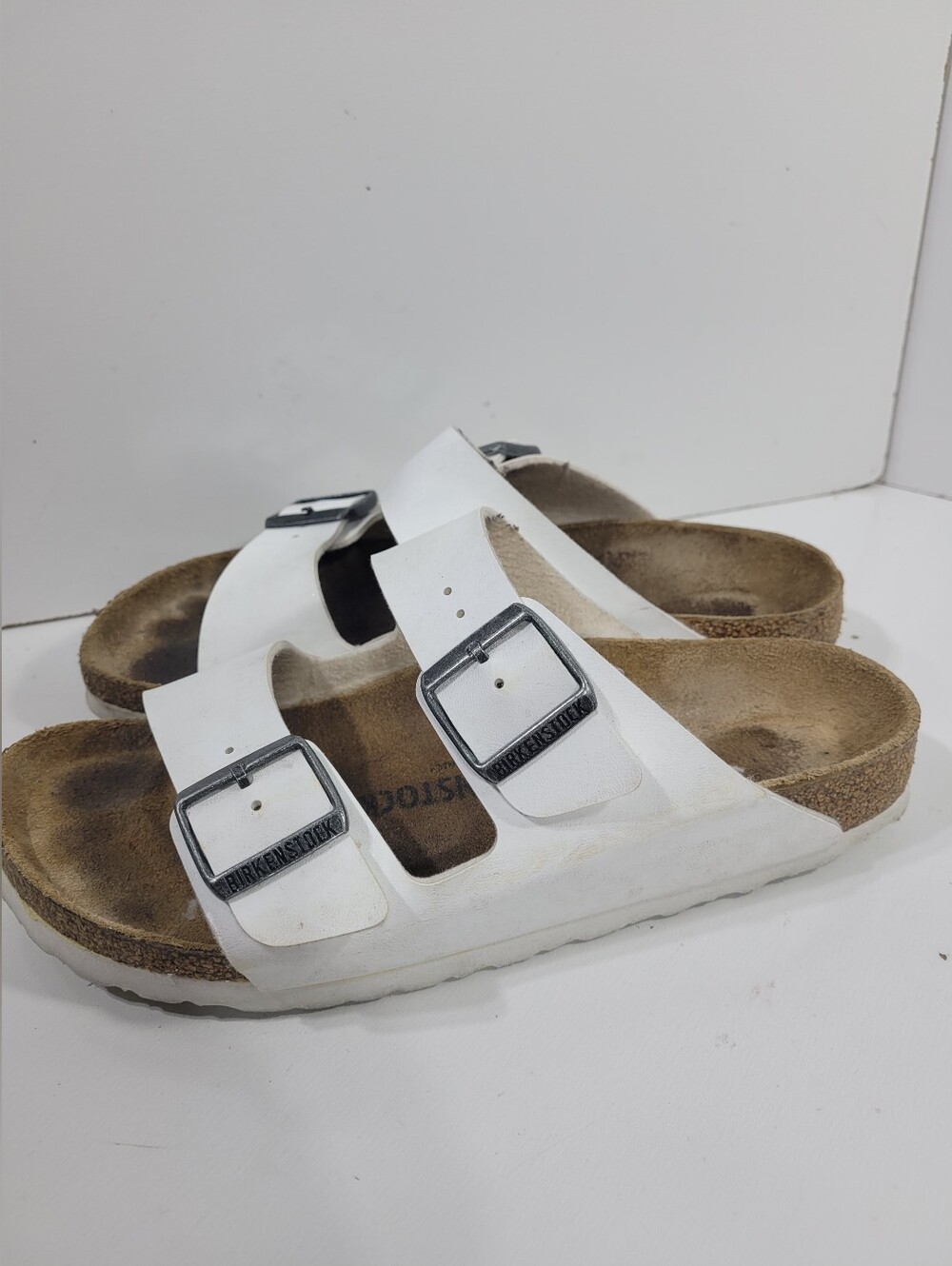 Birkenstock Arizona White Sandals Size 39 Narrow Womens US 8 Mens 6 Two Strap